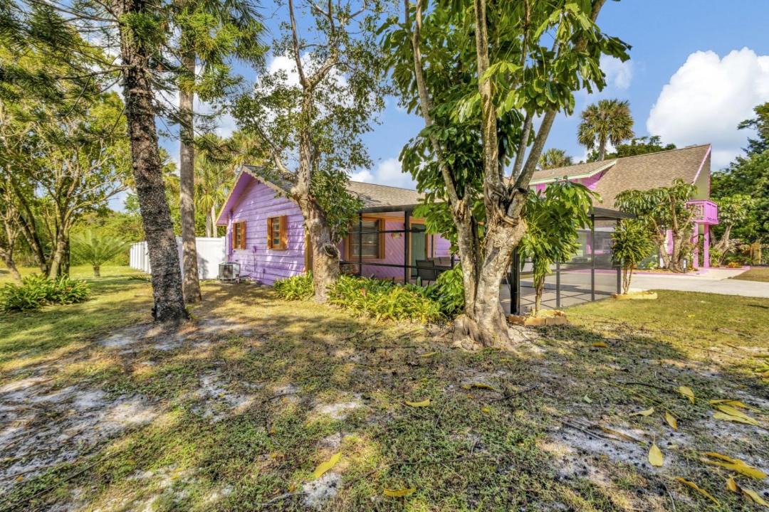 Photo of Others in Indian River Estates