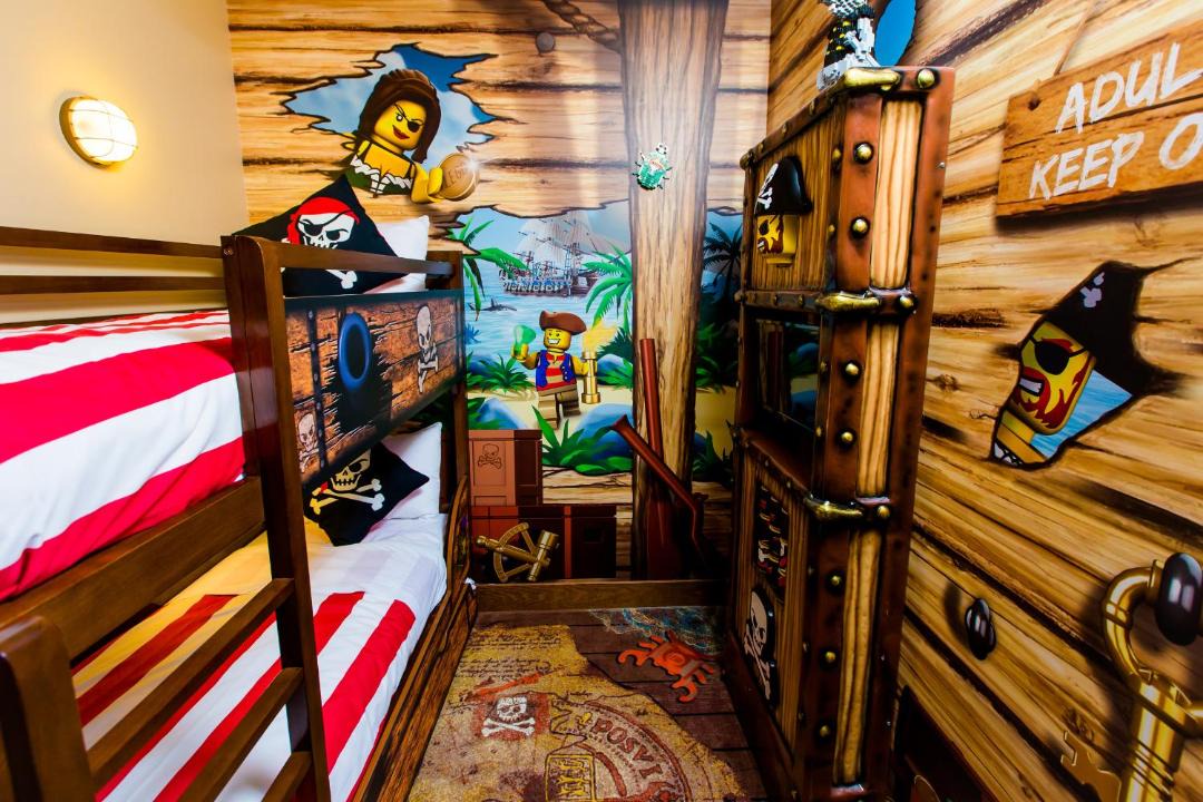 Photo of Bedroom in Cypress Gardens