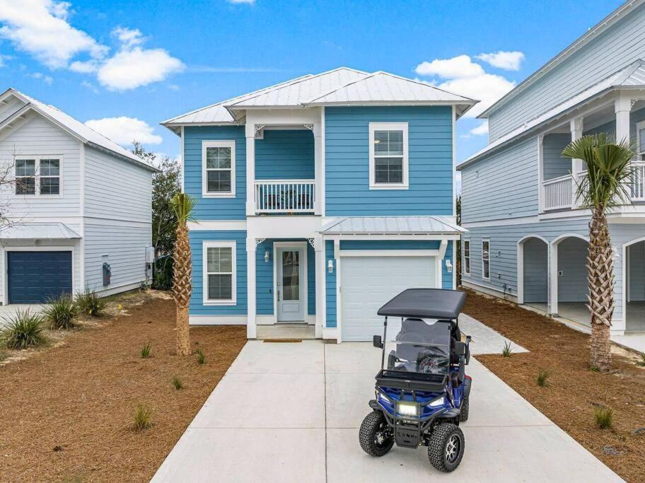 Photo of Buildings in Panama City Beach