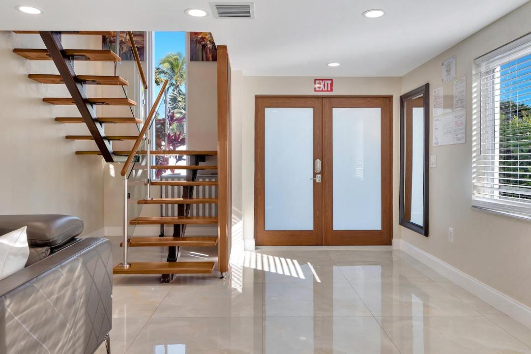 Photo of Livingroom in South Lake