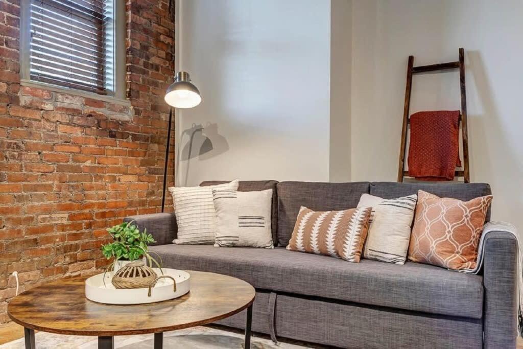 Photo of Livingroom in Springfield