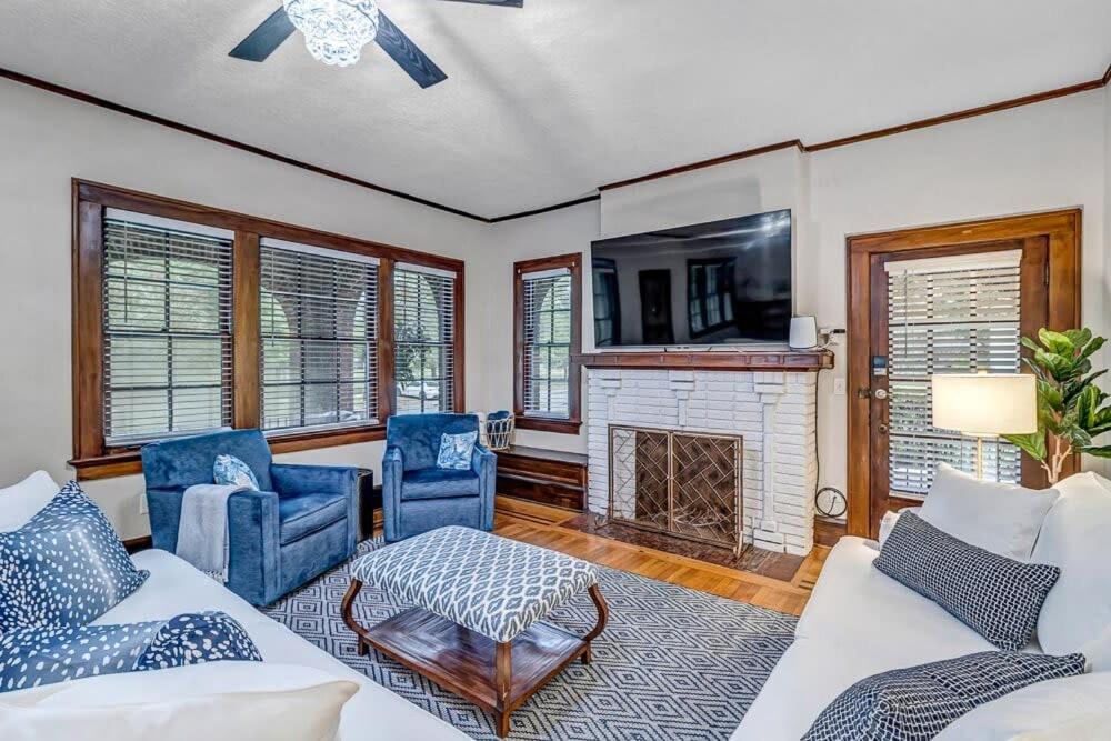 Photo of Livingroom in Riverside