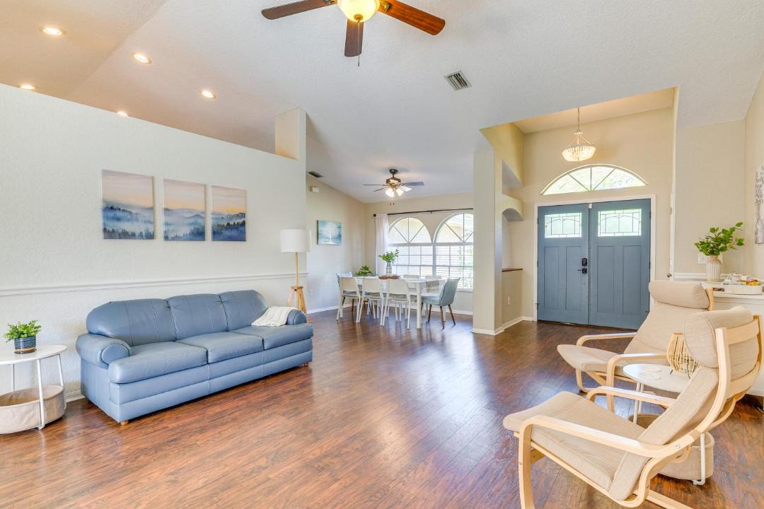 Photo of Livingroom in Spring Hill