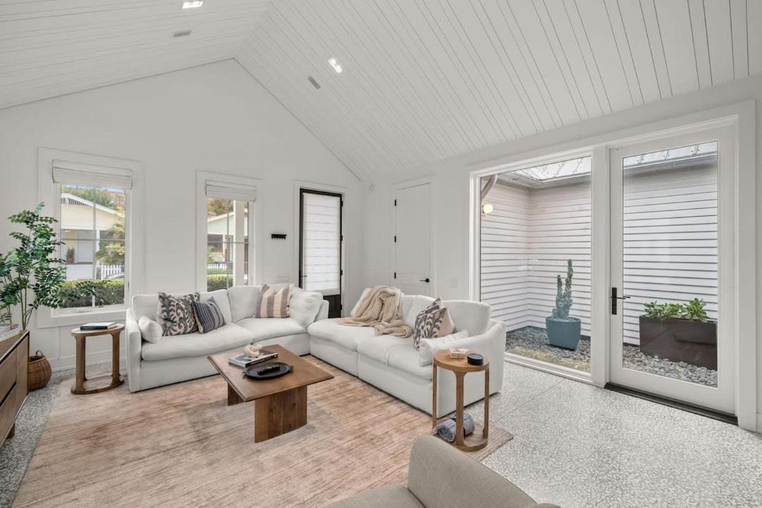 Photo of Livingroom in Historic Ybor