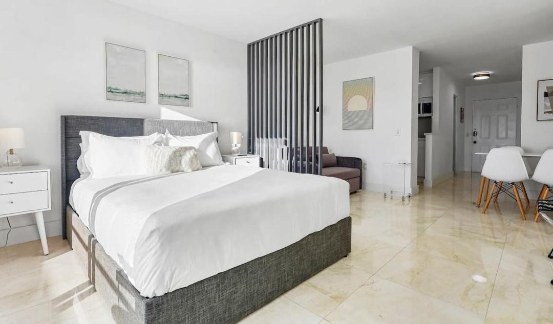 Photo of Bedroom in North Bay Village