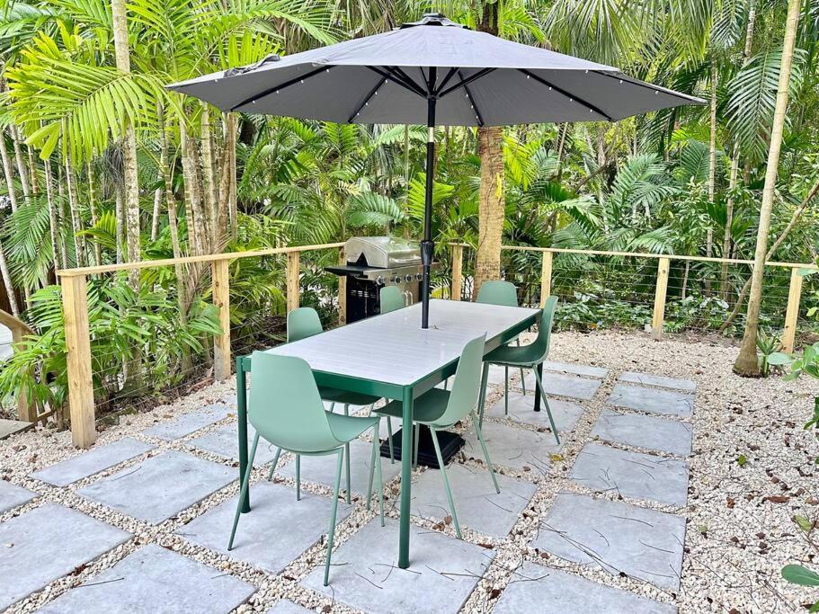 Photo of Patio Balcony in Southwest Coconut Grove