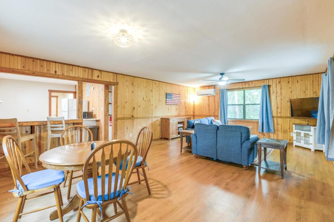 Photo of Livingroom in Keystone Heights