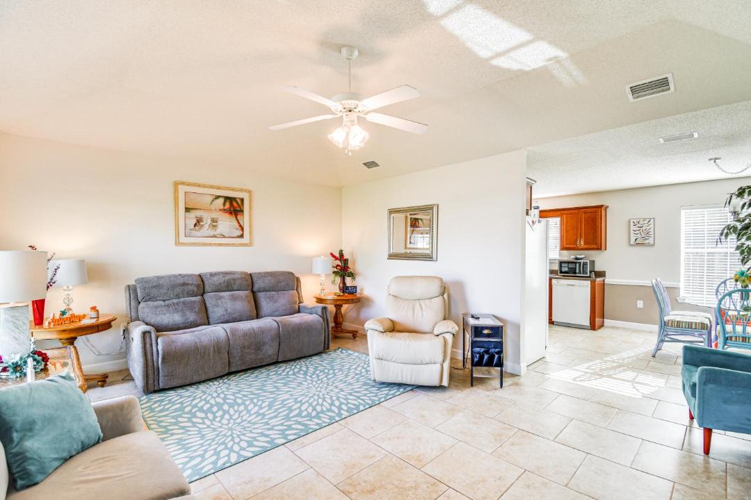 Photo of Livingroom in Foley