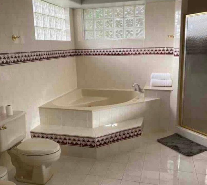 Photo of Bathroom in Miami Gardens