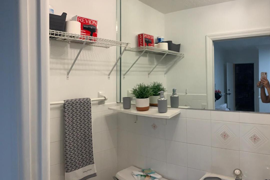 Photo of Bathroom in Miami Gardens