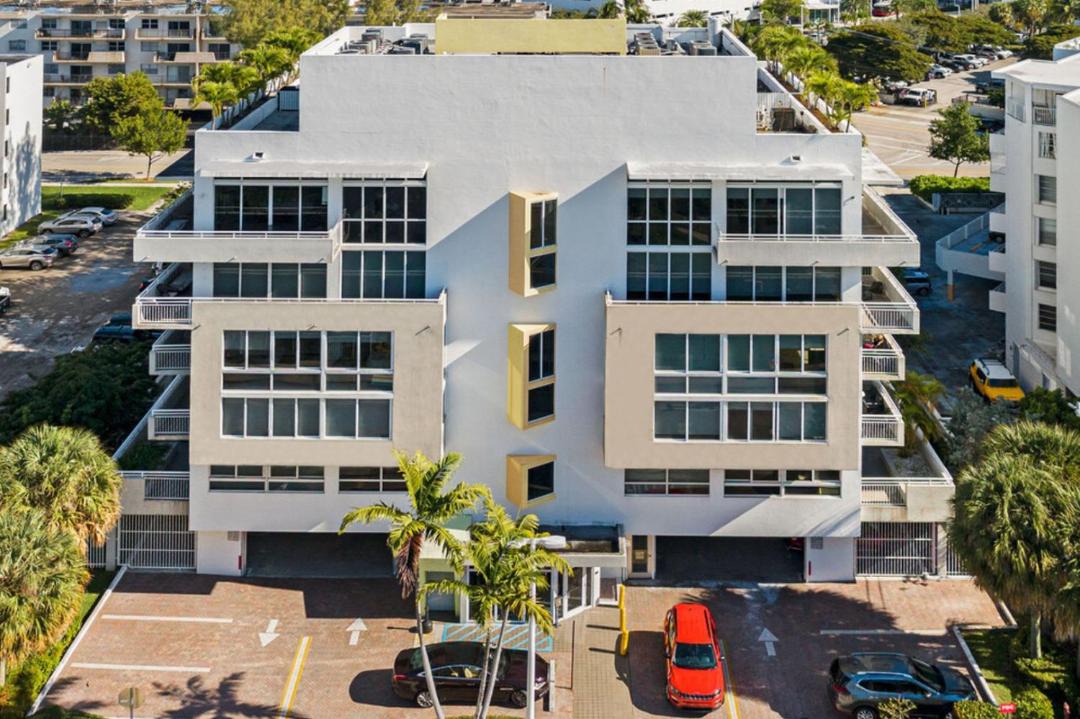 Photo of Others in Sunny Isles Beach