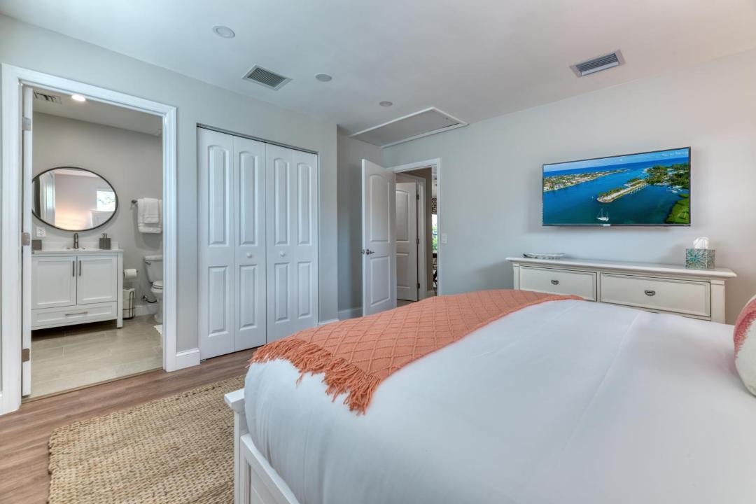 Photo of Bedroom in Hunt Club