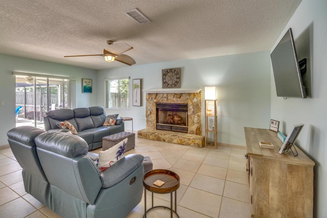 Photo of Livingroom in Holiday Cove