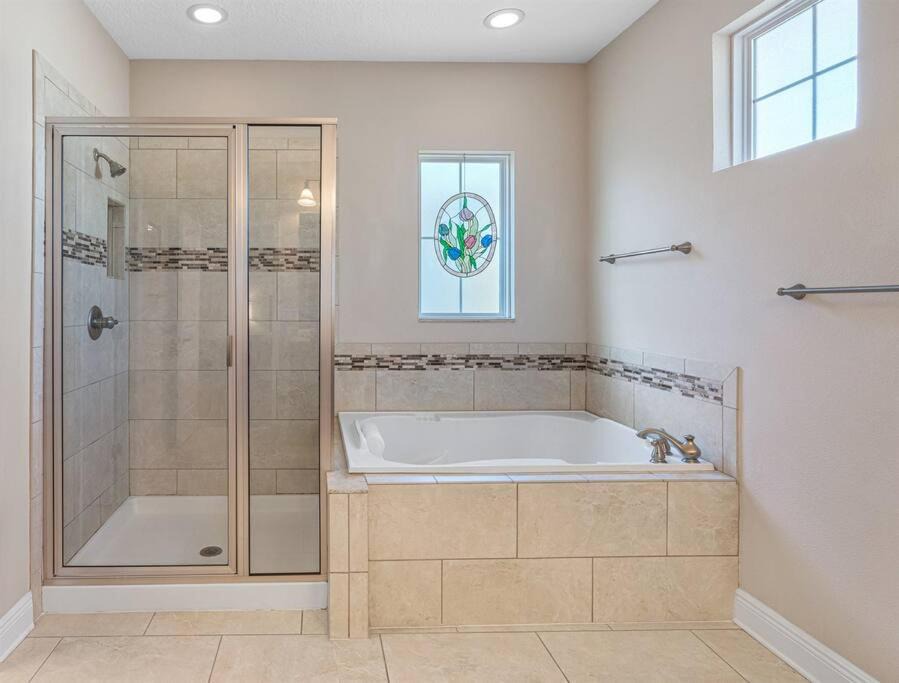 Photo of Bathroom in Bayshore Gardens