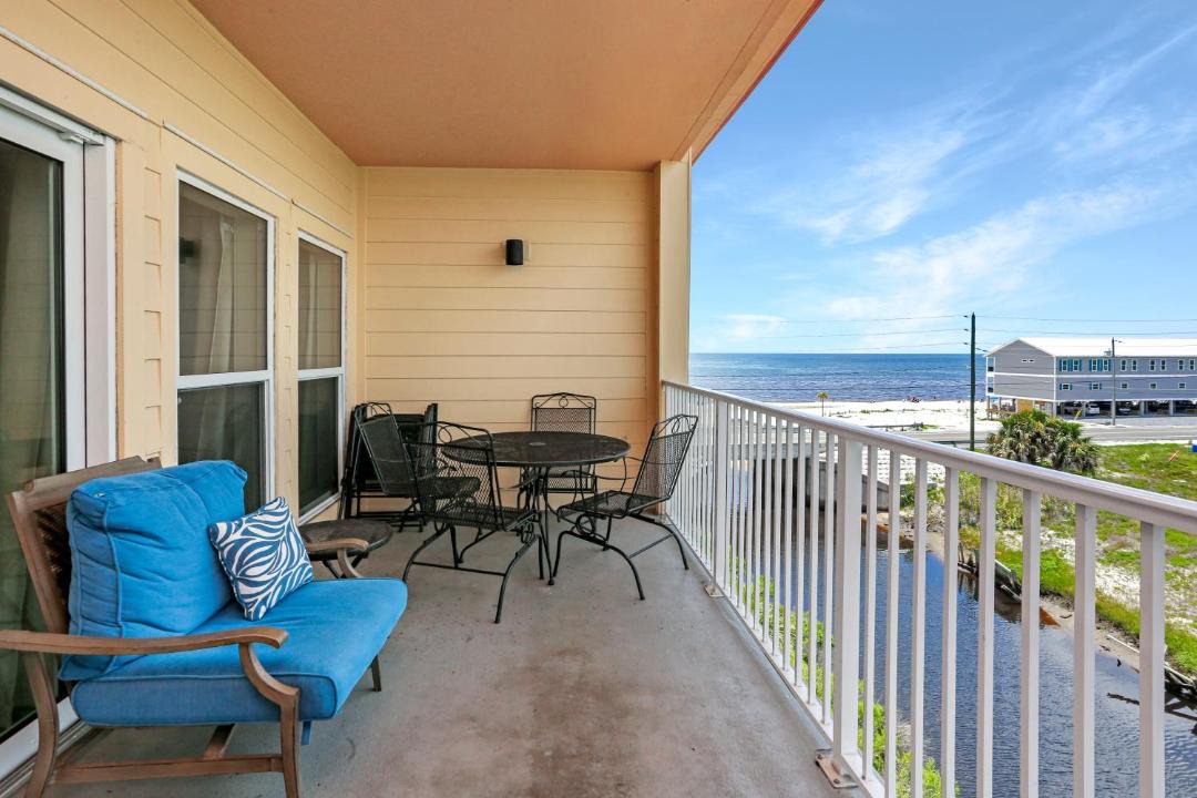 Photo of Patio Balcony in Mexico Beach