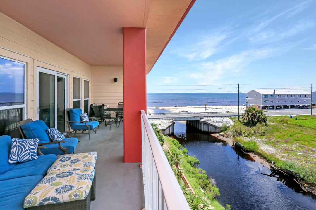 Photo of Patio Balcony in Mexico Beach