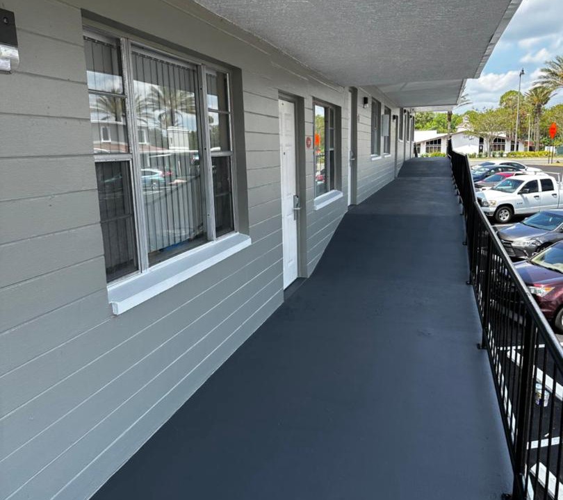 Photo of Patio Balcony in South Daytona