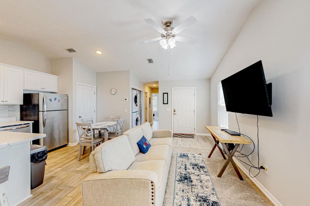 Photo of Livingroom in Treasure Cove