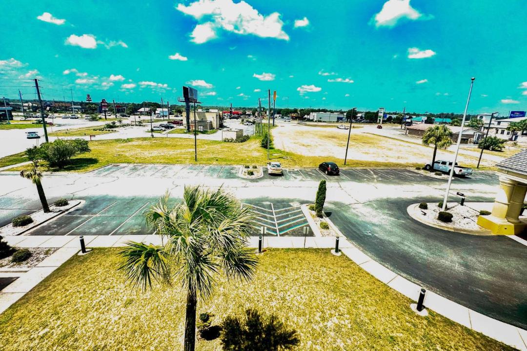 Photo of Others in Marianna