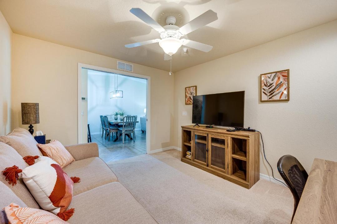 Photo of Livingroom in Naples
