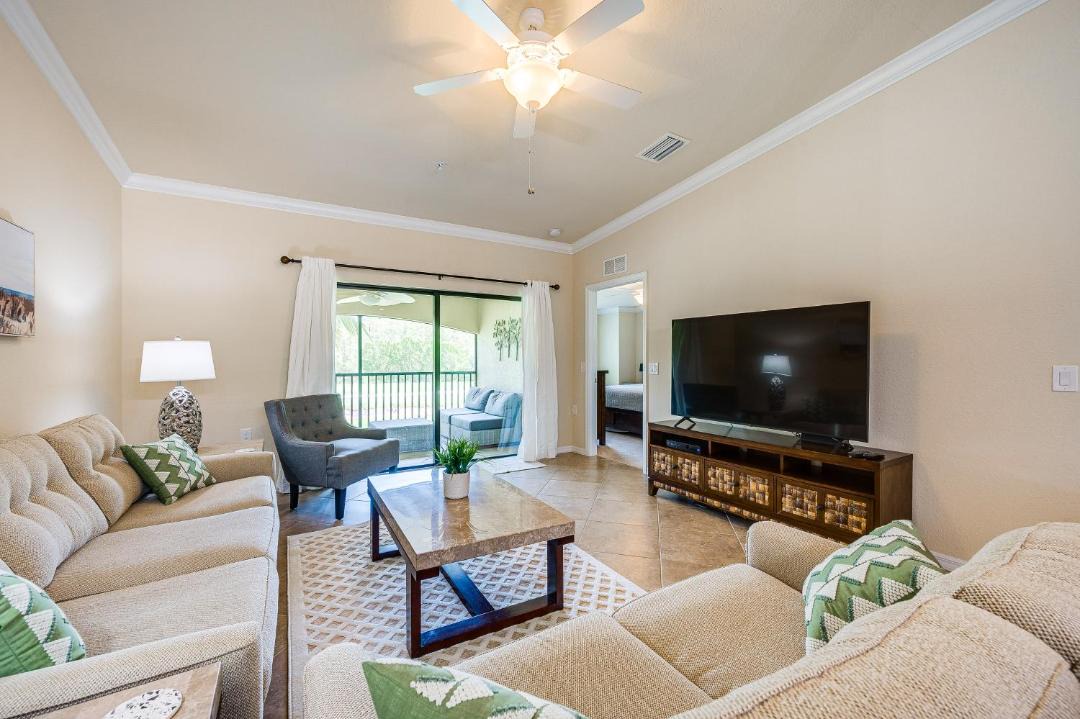 Photo of Livingroom in Naples