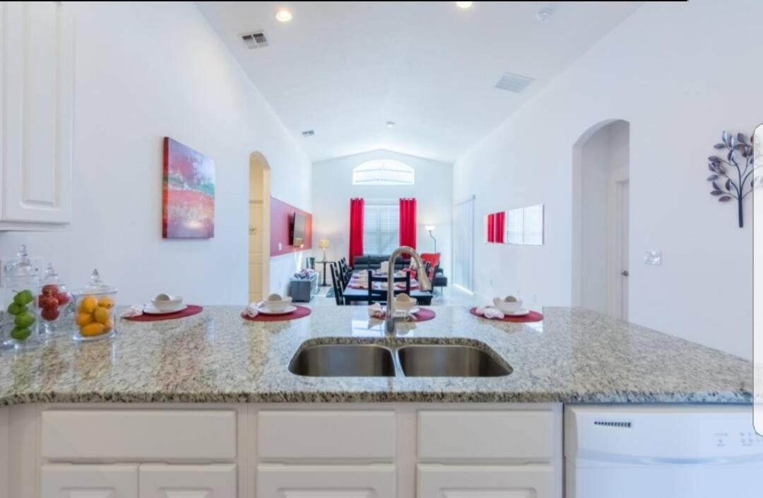 Photo of Kitchen in Bay Hill