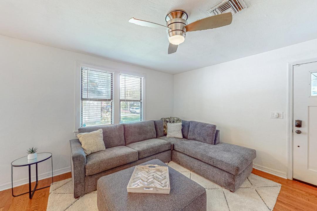 Photo of Livingroom in Riverside Heights
