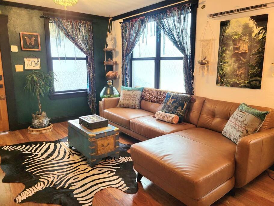 Photo of Livingroom in East Ybor