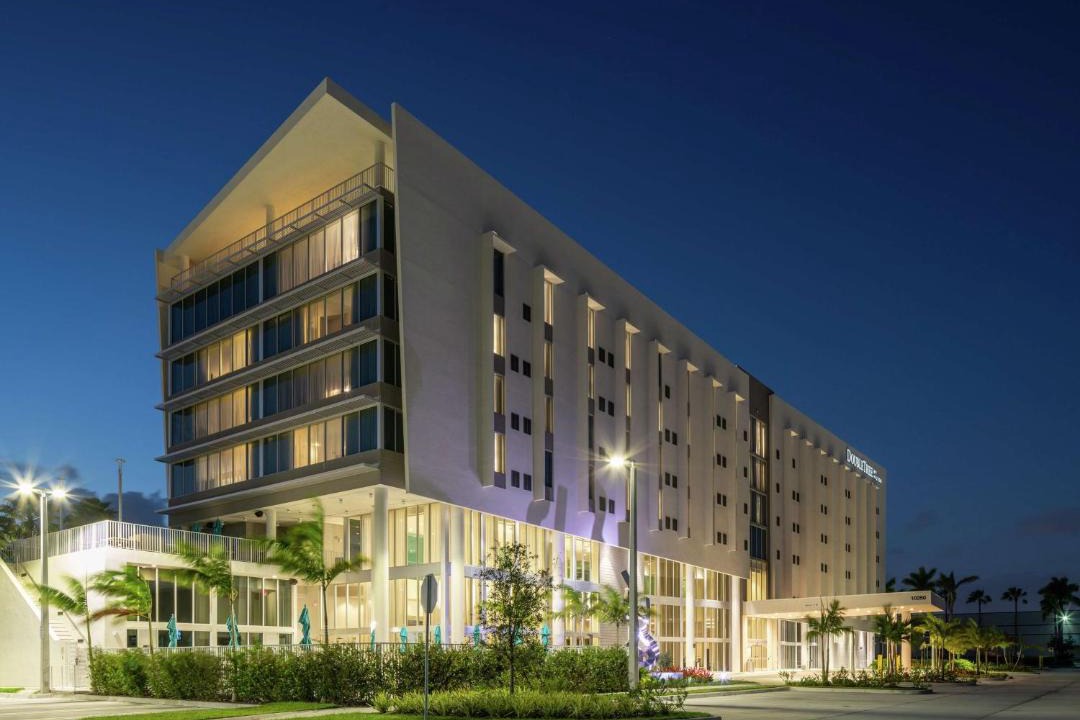 Photo of Buildings in Doral