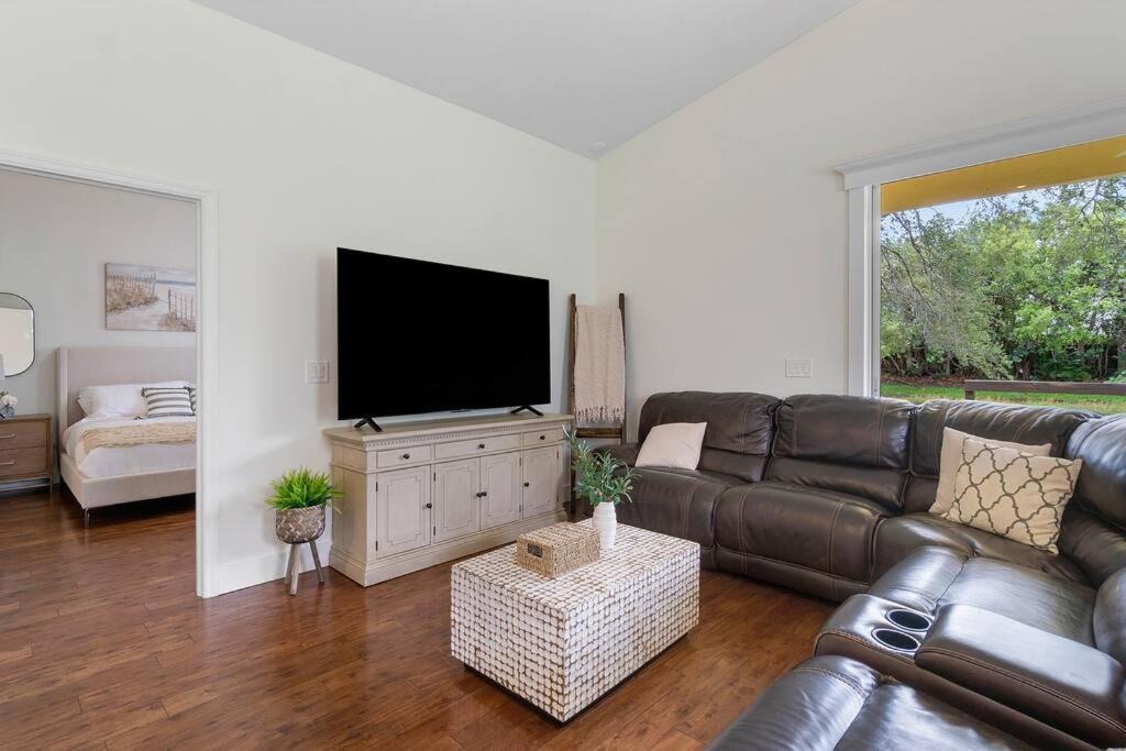 Photo of Livingroom in Jupiter