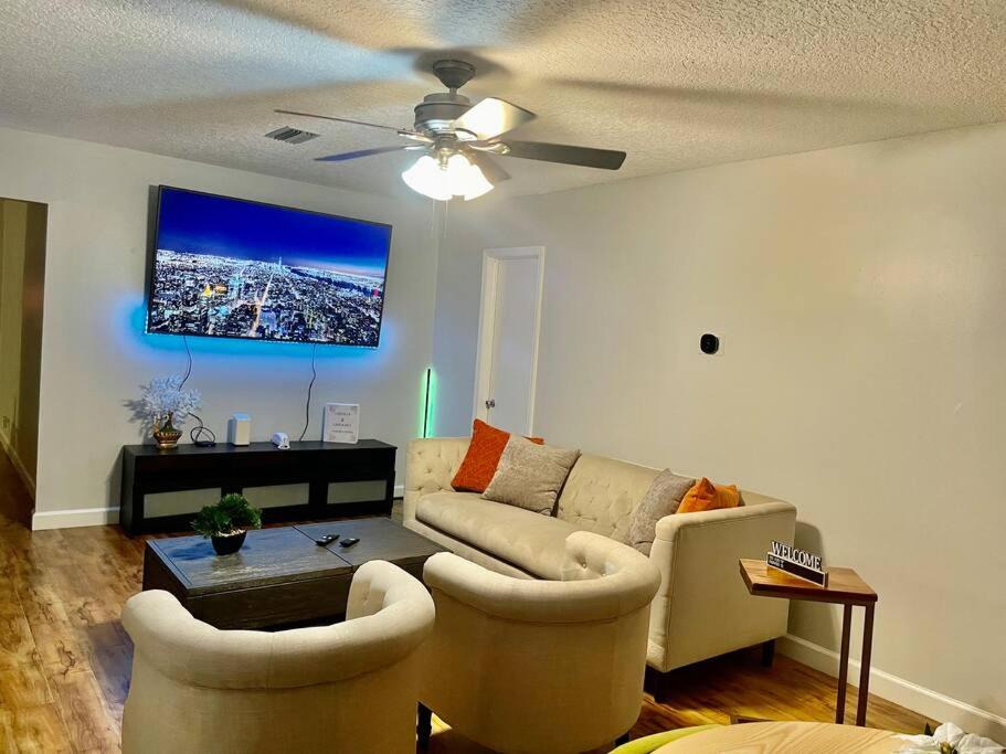 Photo of Livingroom in Plantation