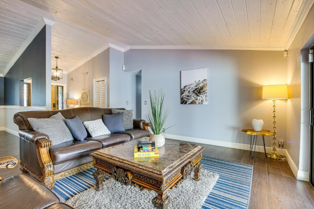 Photo of Livingroom in Coral Springs