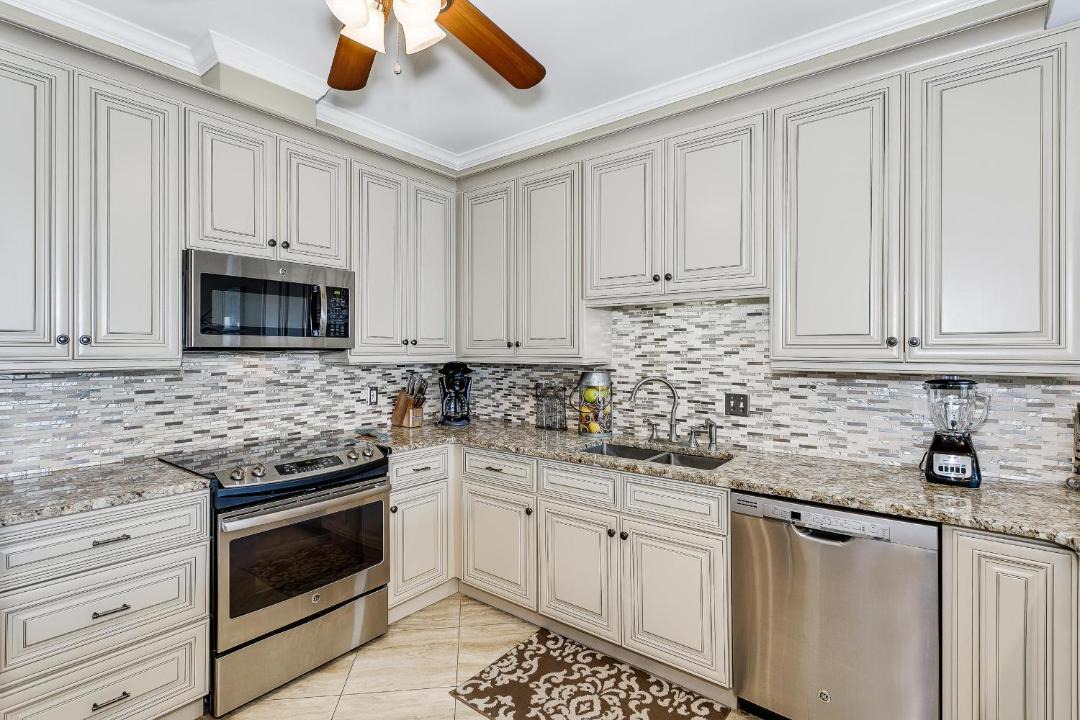 Photo of Kitchen in White Sands