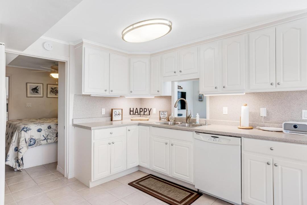 Photo of Kitchen in Cudjoe Key