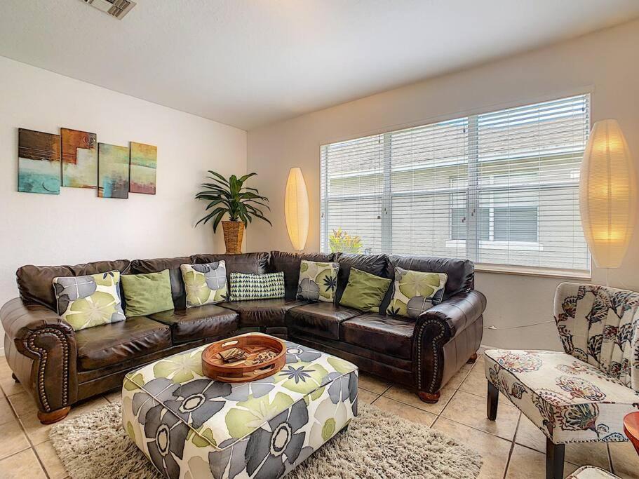 Photo of Livingroom in Trafalgar Village