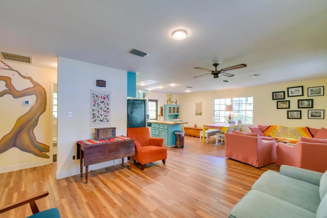 Photo of Livingroom in Hawthorne