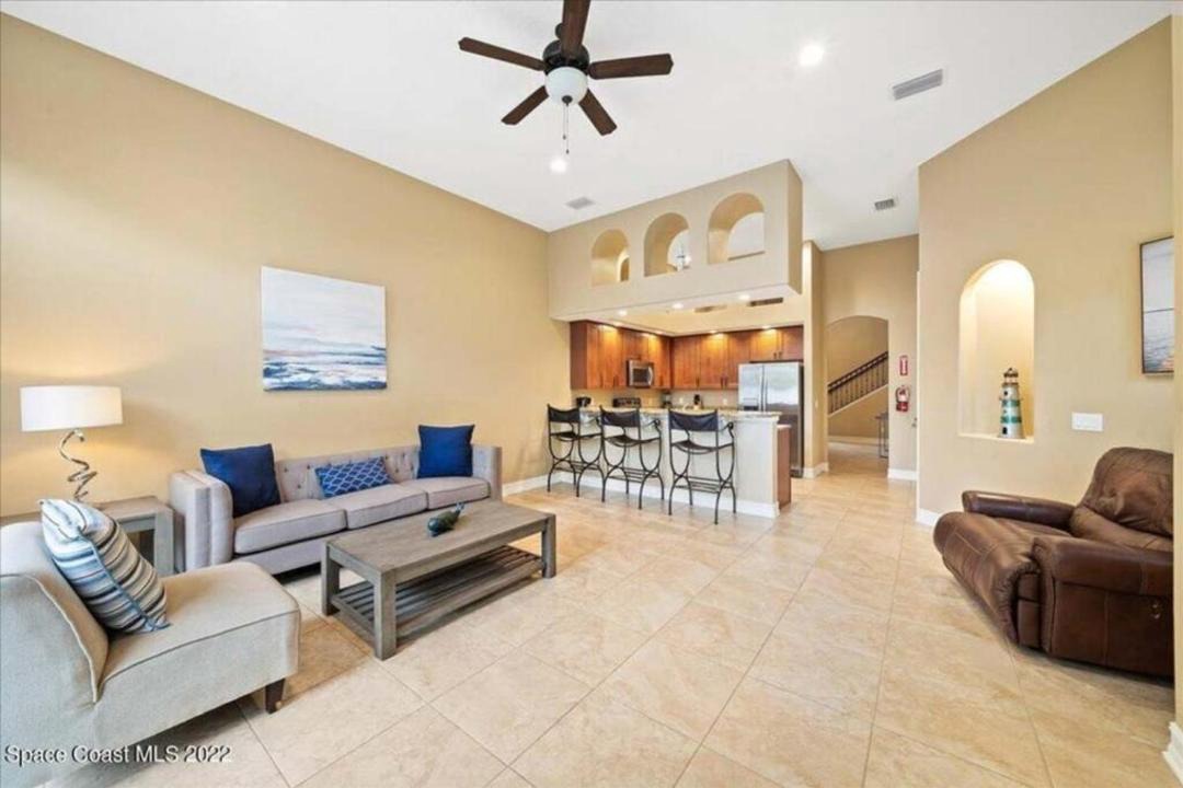 Photo of Livingroom in Indian Harbour Beach