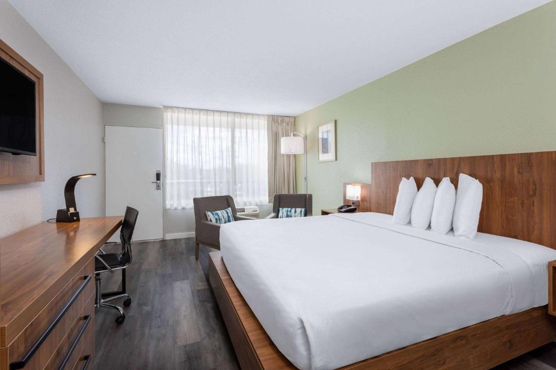 Photo of Bedroom in Altamonte Springs