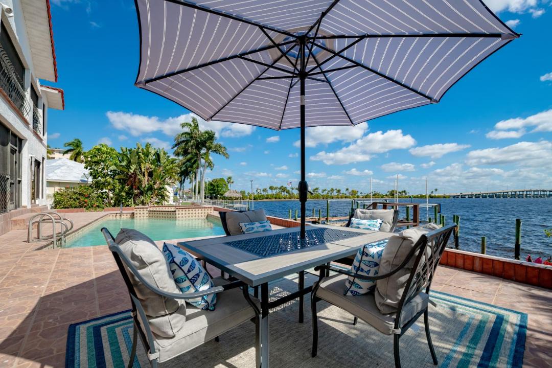 Photo of Others in Caloosahatchee