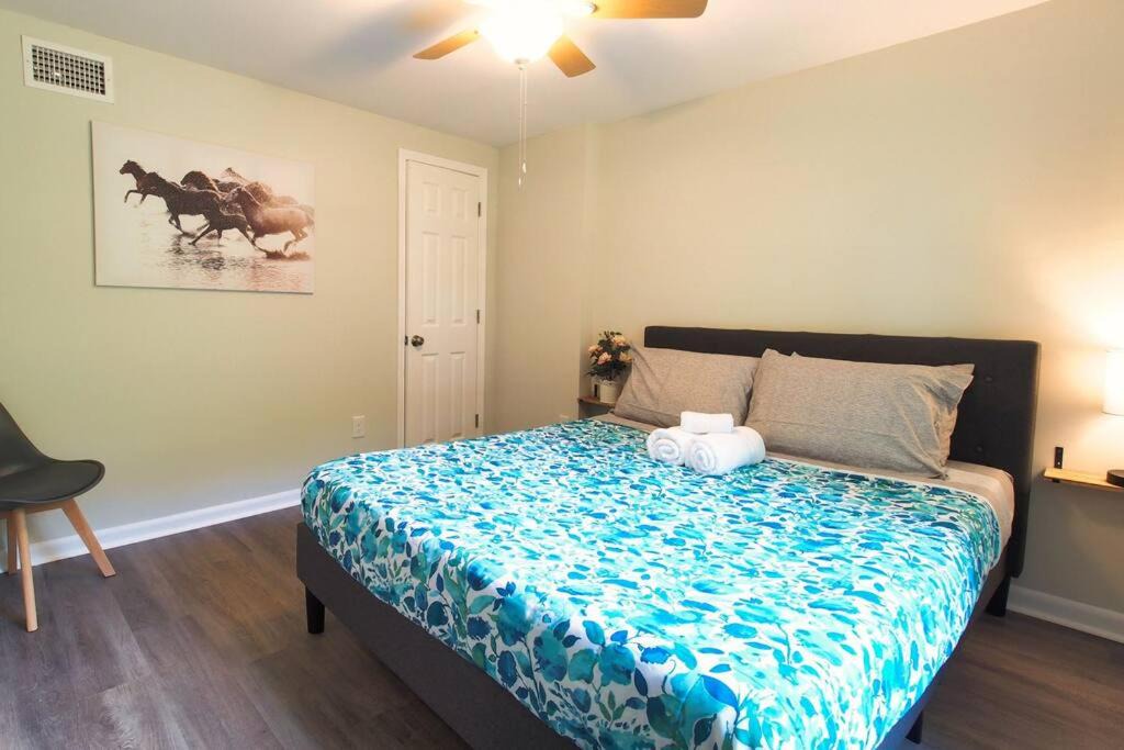 Photo of Bedroom in Lakeshore South
