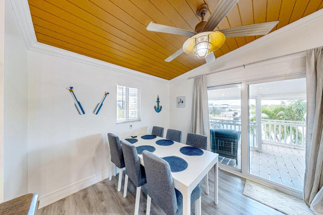 Photo of Livingroom in Key Largo