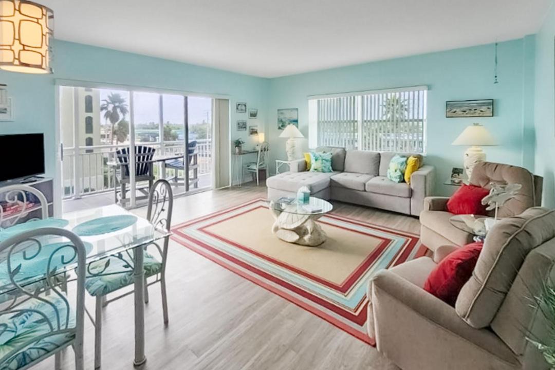 Photo of Livingroom in South Patrick Shores