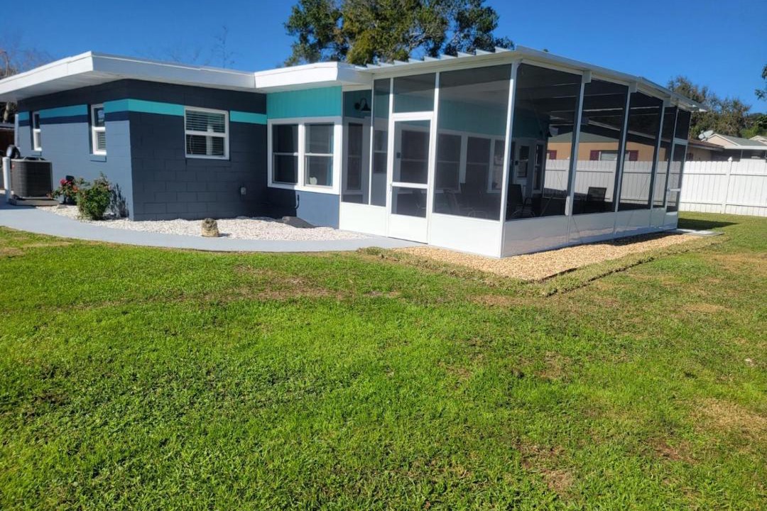 Photo of Buildings in Tavares