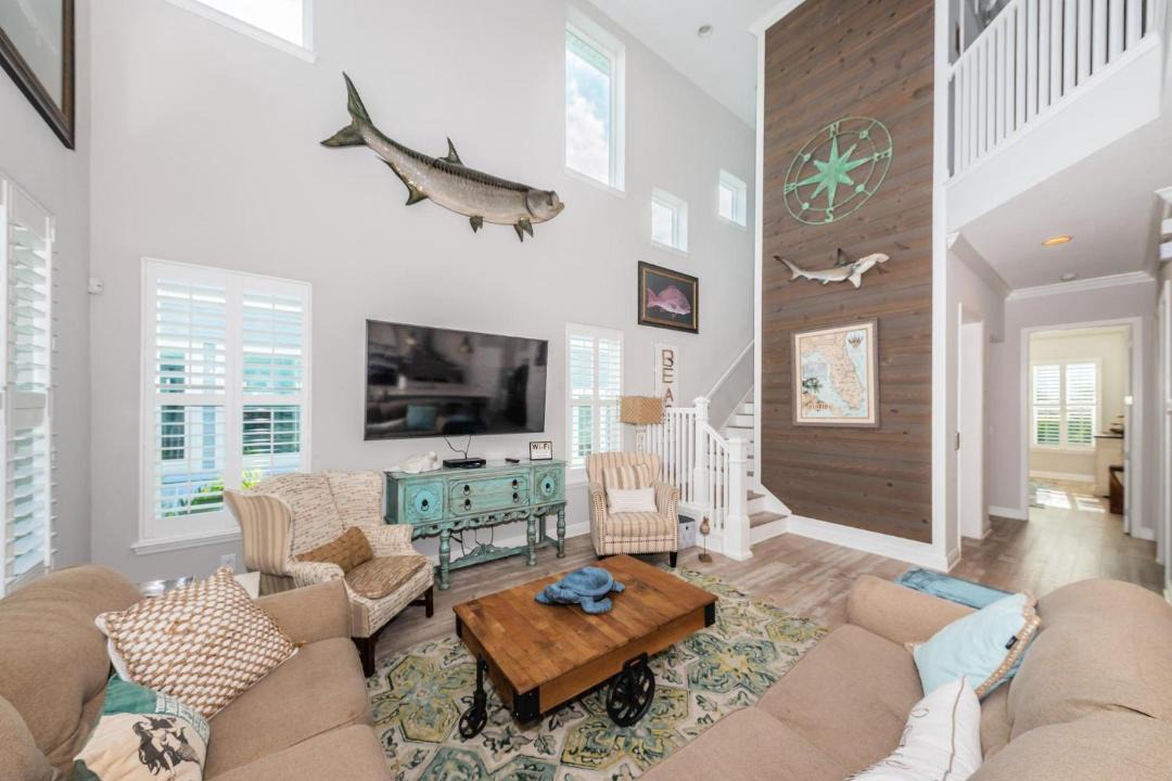Photo of Livingroom in Redington Beach