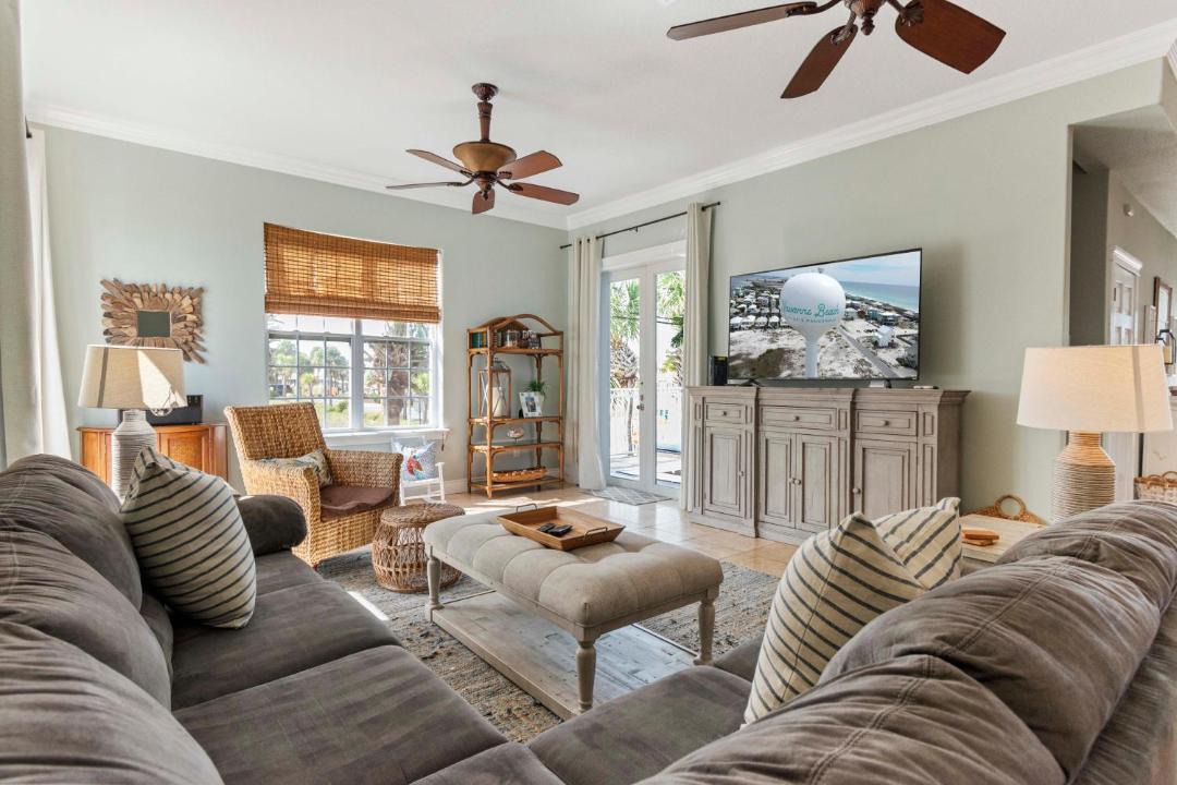 Photo of Livingroom in Navarre Beach