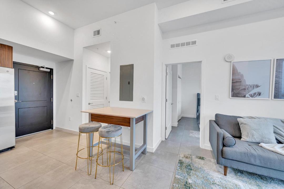 Photo of Livingroom in Overtown