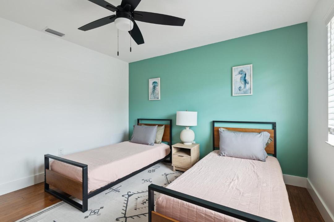 Photo of Bedroom in Indialantic