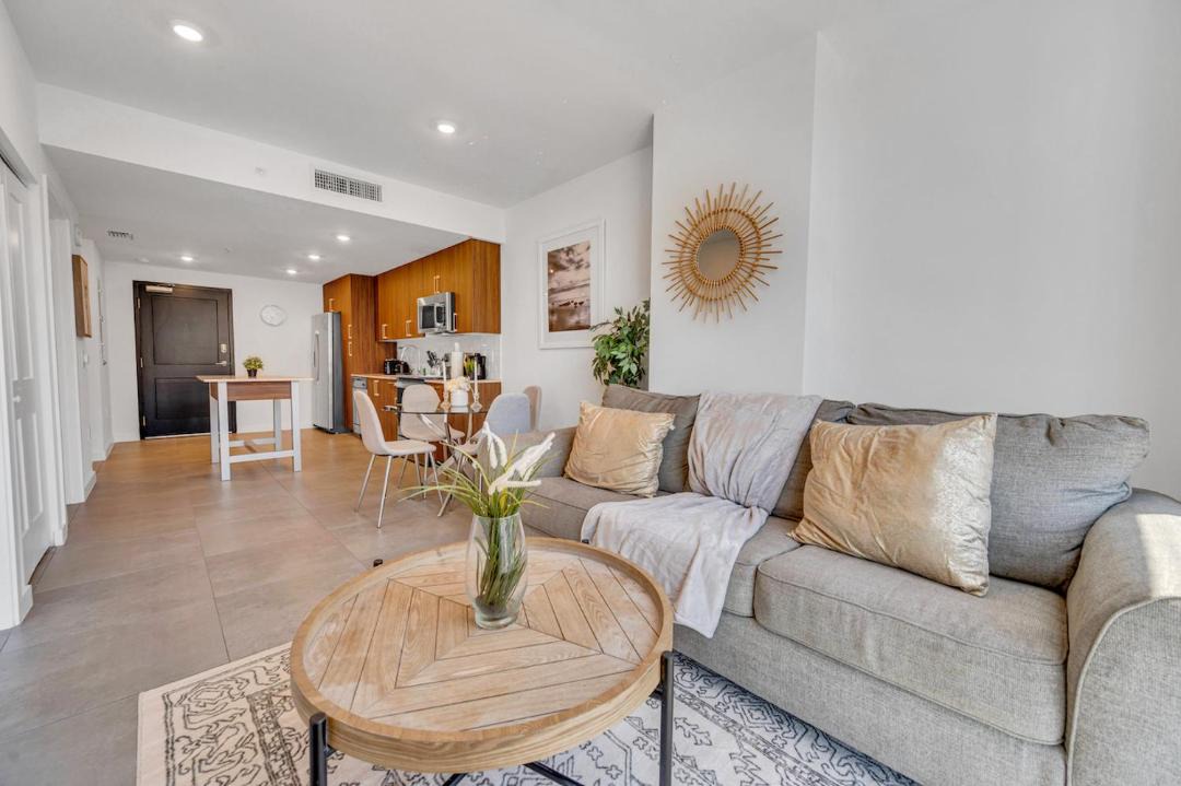 Photo of Livingroom in Overtown
