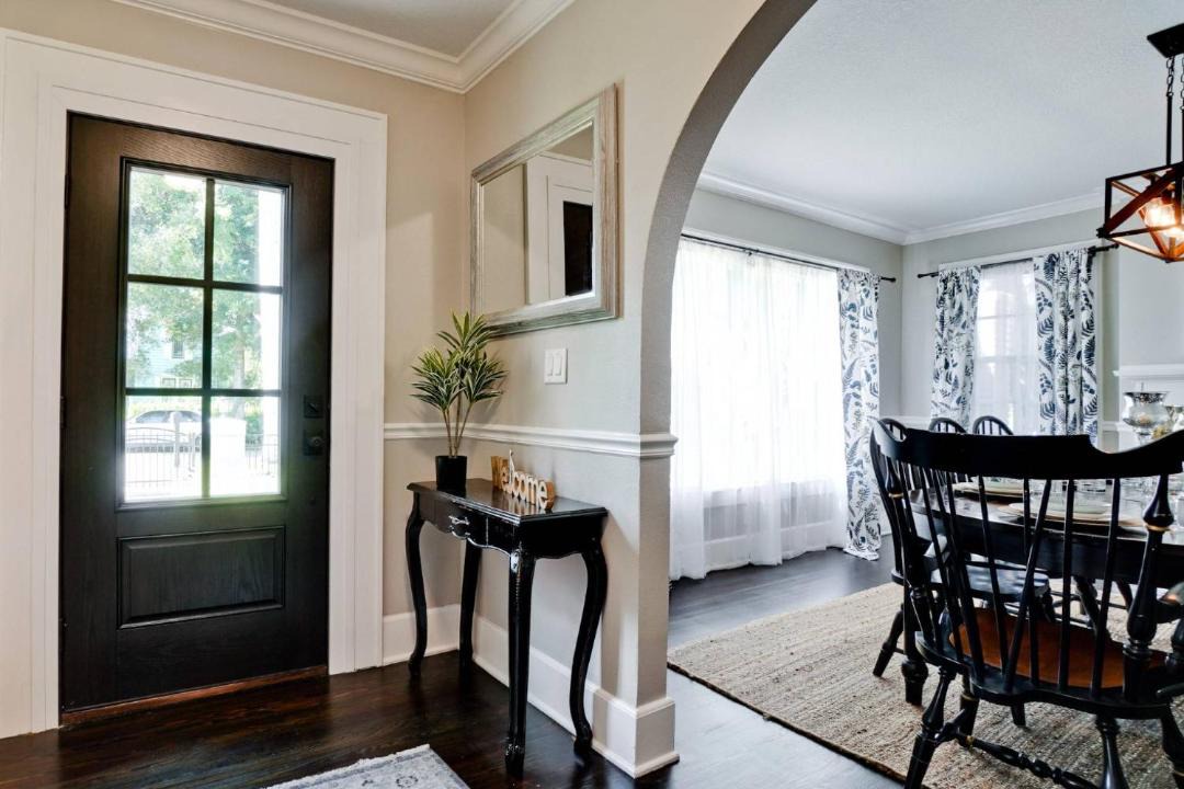 Photo of Livingroom in River District