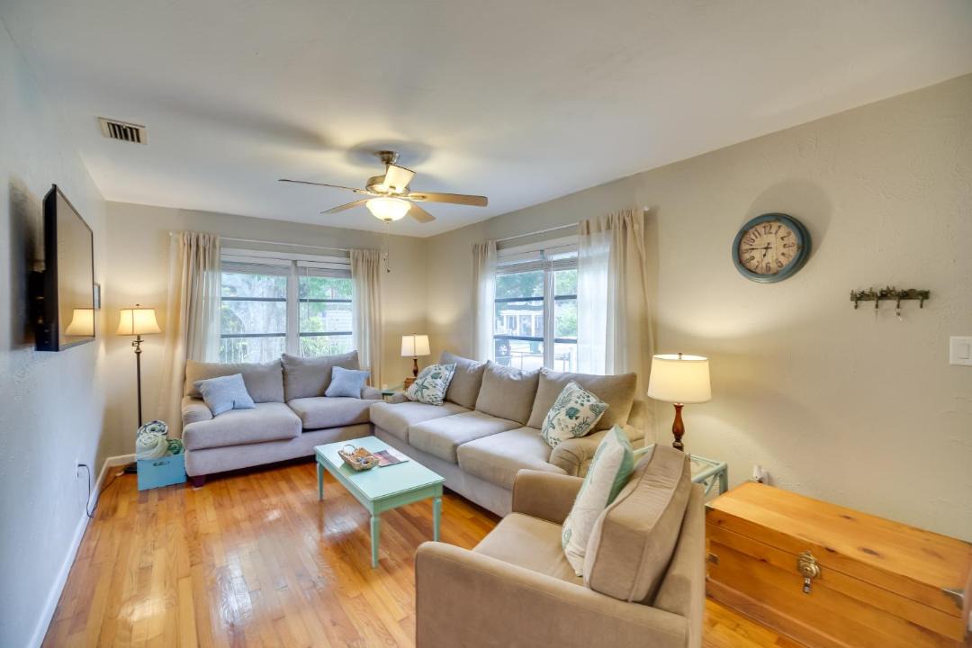 Photo of Livingroom in Cocoa